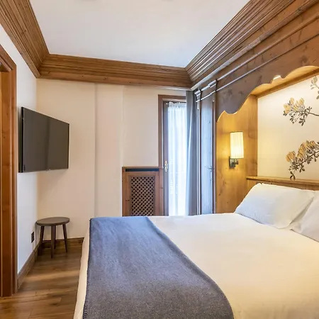 Faloria Mountain Hotel
