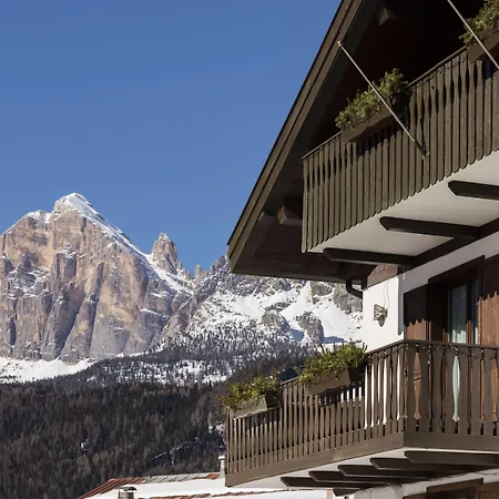 Ξενοδοχείο Faloria Mountain 5*